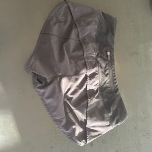 Lululemon size four speed up shorts 2.5 inch